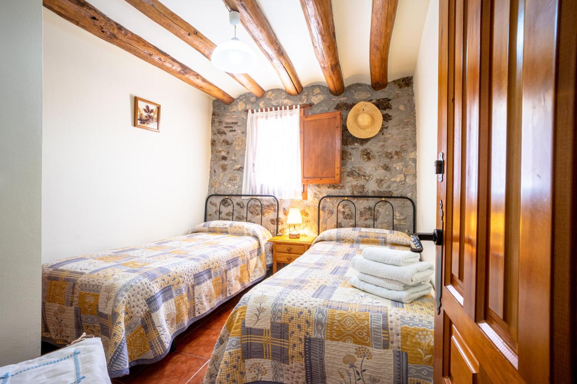 Casa Enduella Pensionat Morella Exteriör bild