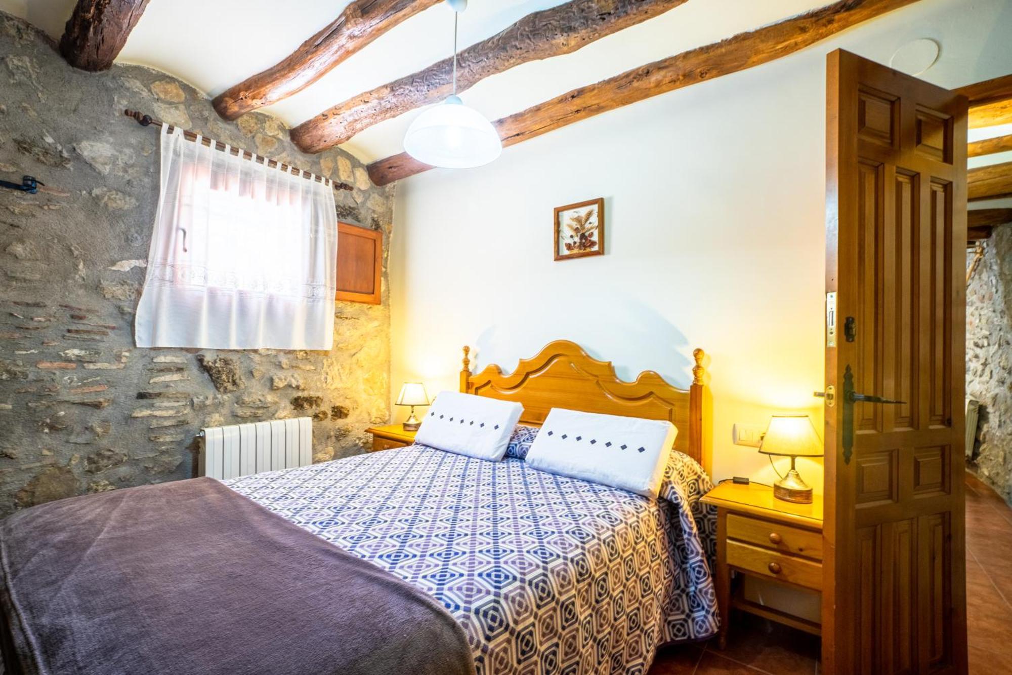 Casa Enduella Pensionat Morella Exteriör bild